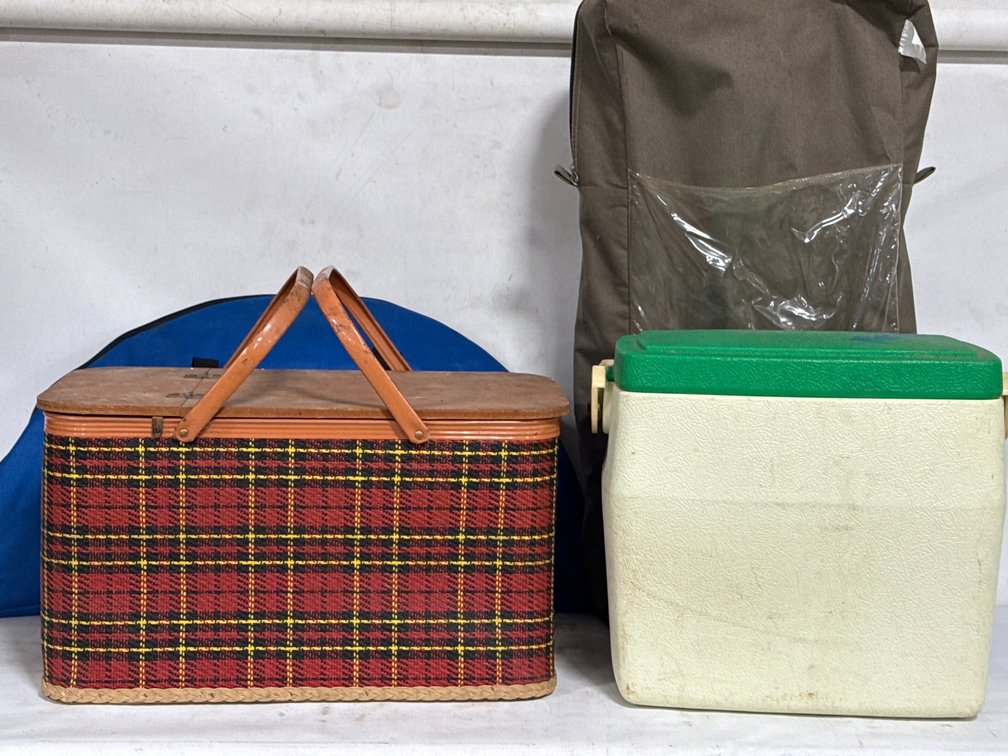 CAMPING SUPPLIES