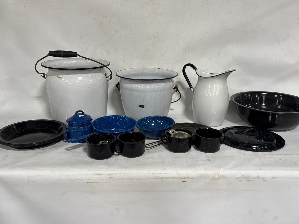 ENAMELWARE 