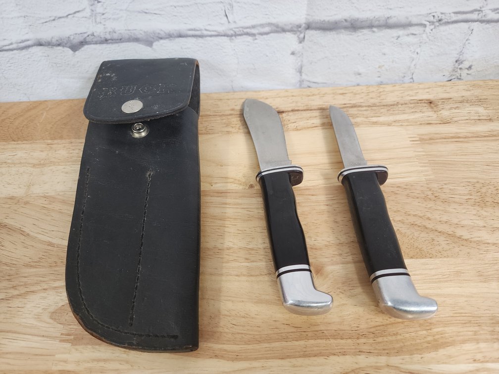 Buck 2 Knife Set in Sheath 