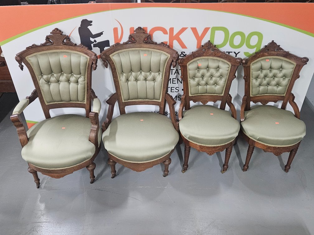 Victorian Style Wooden/Upholstered Chairs 4 Included 