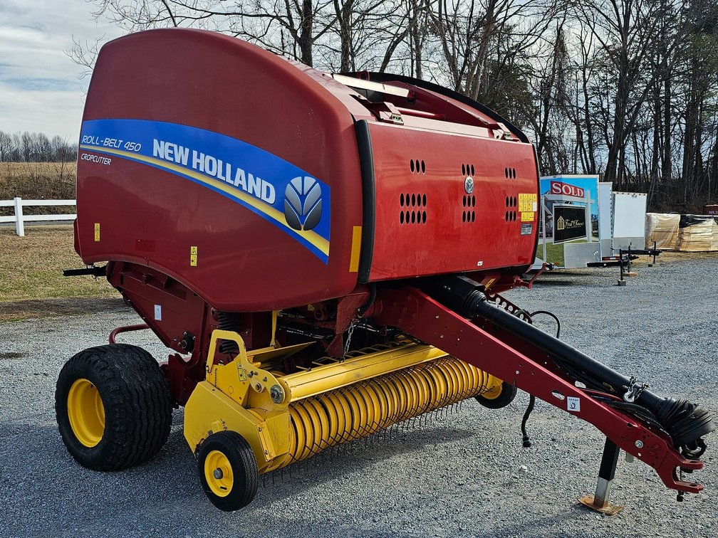 New Holland Roll-Belt 450 Cropcutter