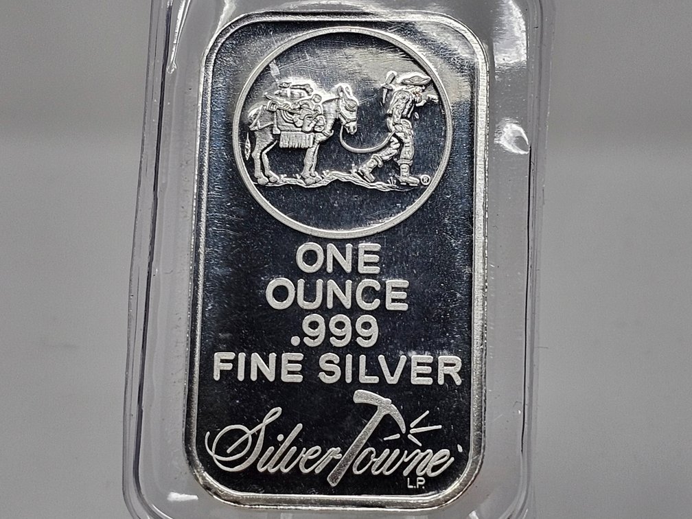 Silvertowne 1 Oz .999 Silver Bar - Sealed 