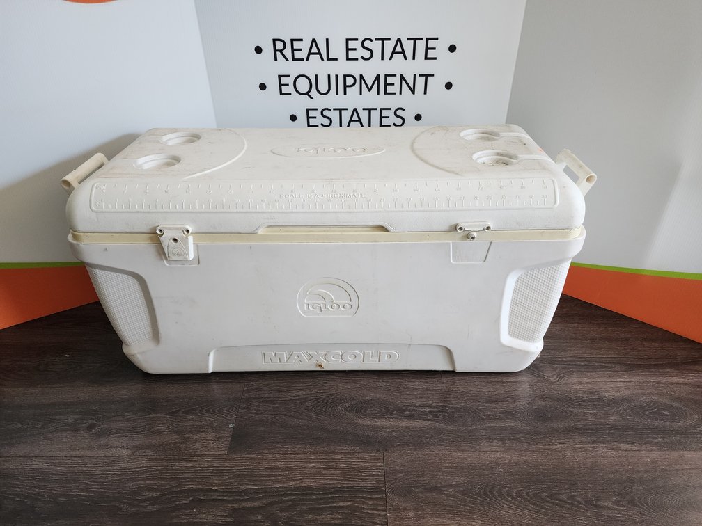 Igloo Maxcold 120+ Quart Cooler