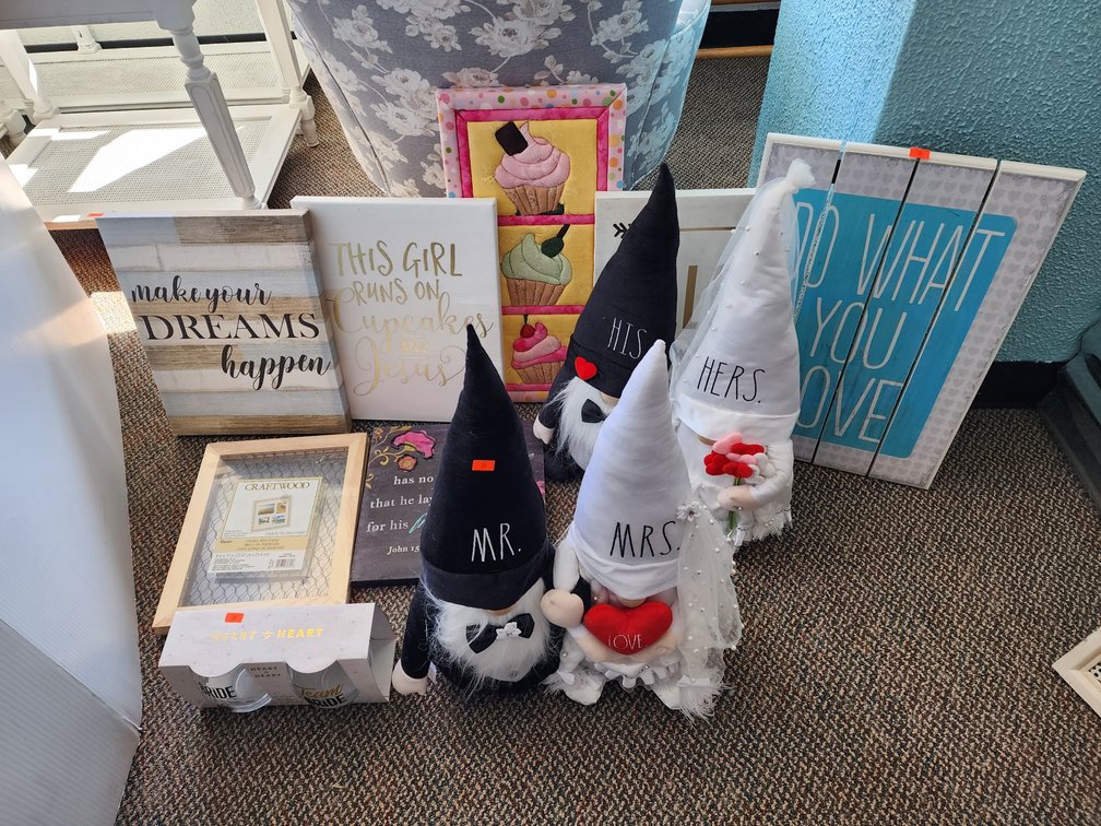 Picture Frames - Decorative Signs - Ray Dunne Wedding Gnomes 