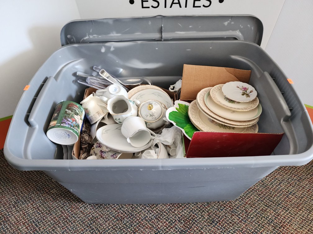 China - Plates - Serving Utensils (Tote Included)