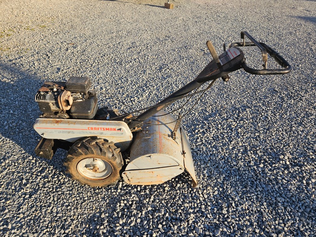 Craftsman 17" Heavy Duty Counter Rotating Tines Tiller 5hp. Briggs and Stratton Engine (Ran and Operated When Tested)