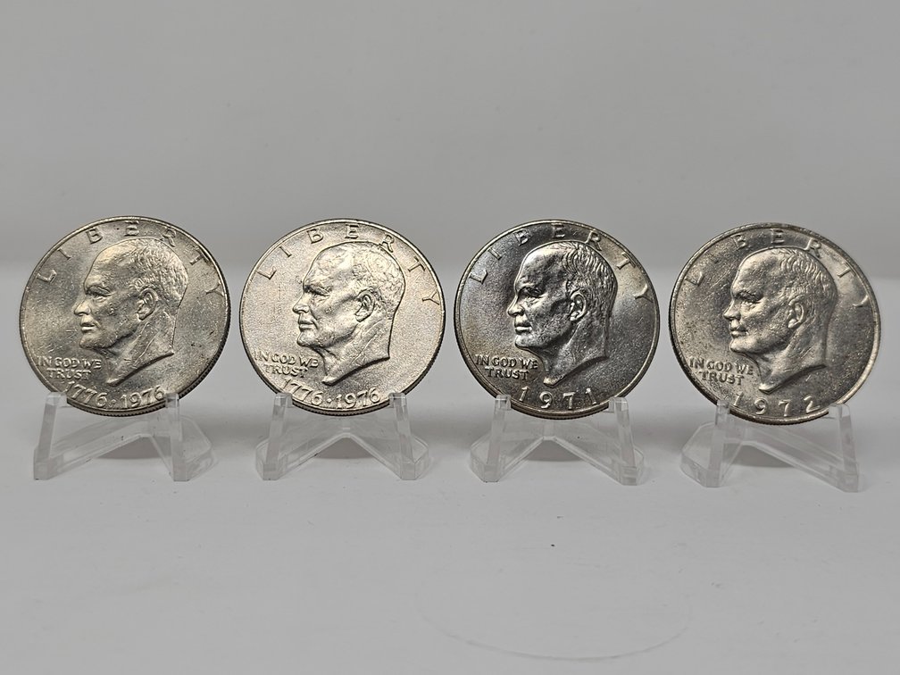 (4) Eisenhower Dollars - 1976 - 1976 - 1972 - 1971 - 4 Coins Included 