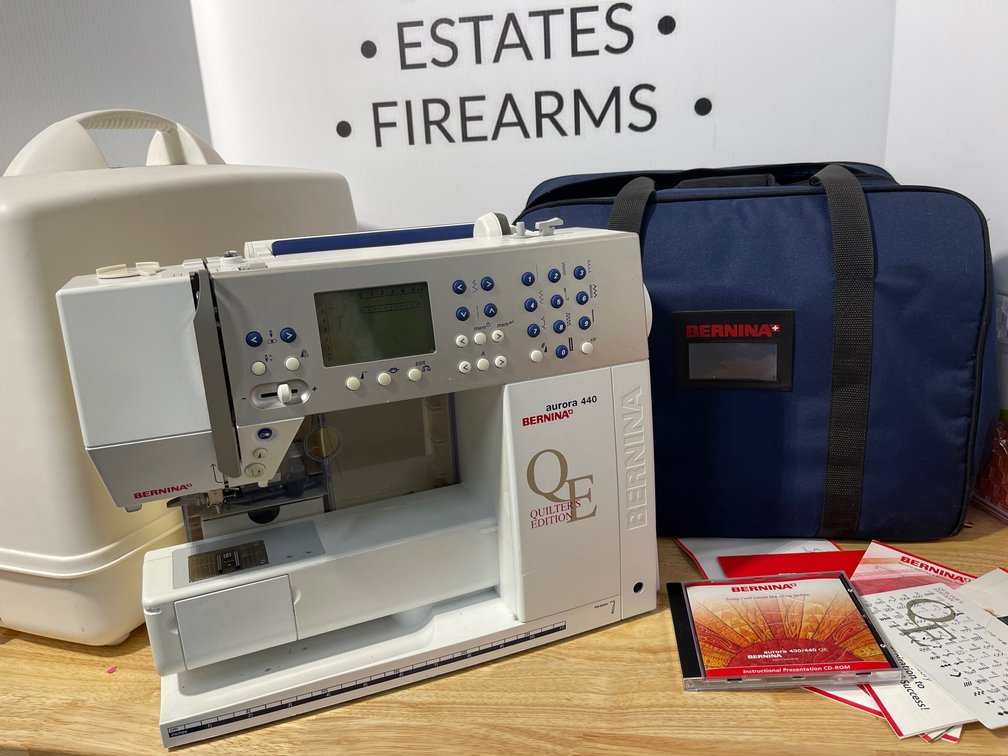 Bernina - Aurora 440 - Quilter’s Edition w/ Accessories and Carry Case