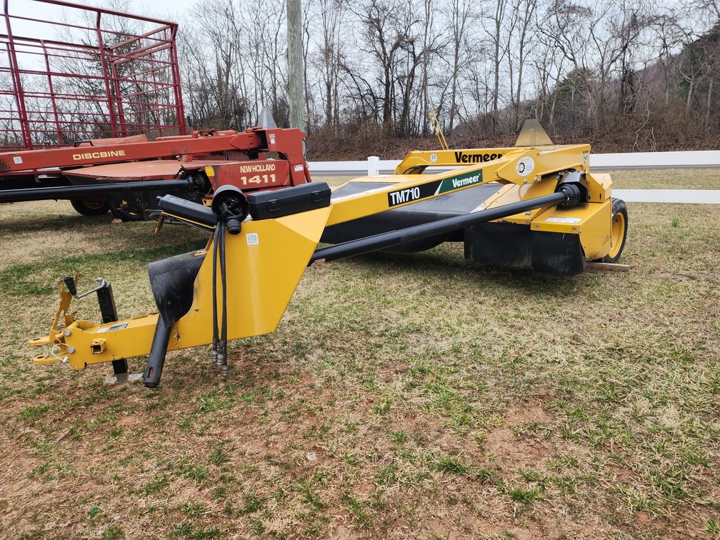 Vermeer TM710 Trailed Disc Mower