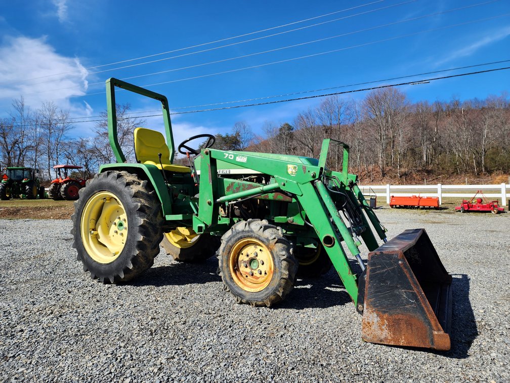 John Deere 790 Compact Tractor W/ John Deere 70 Loader