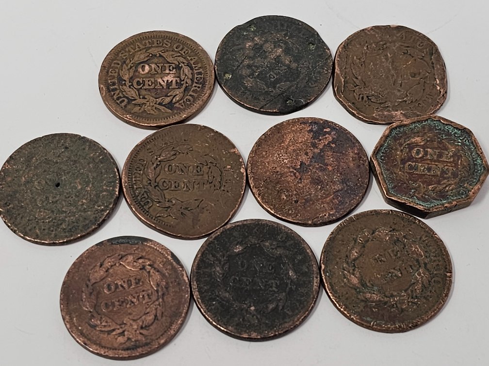 Large Cent - Assorted Dates - 10 Coins Included