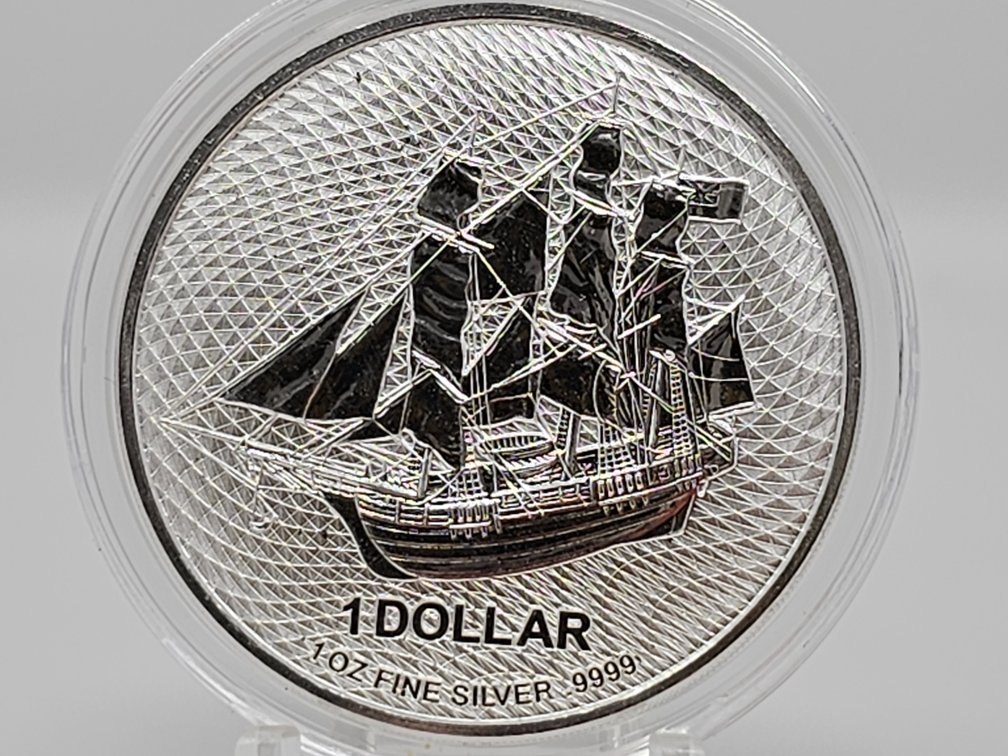Cook Island 2023 - Elizabeth II - 1 Dollar - 1 Oz .999 Silver Round w/ Capsule 