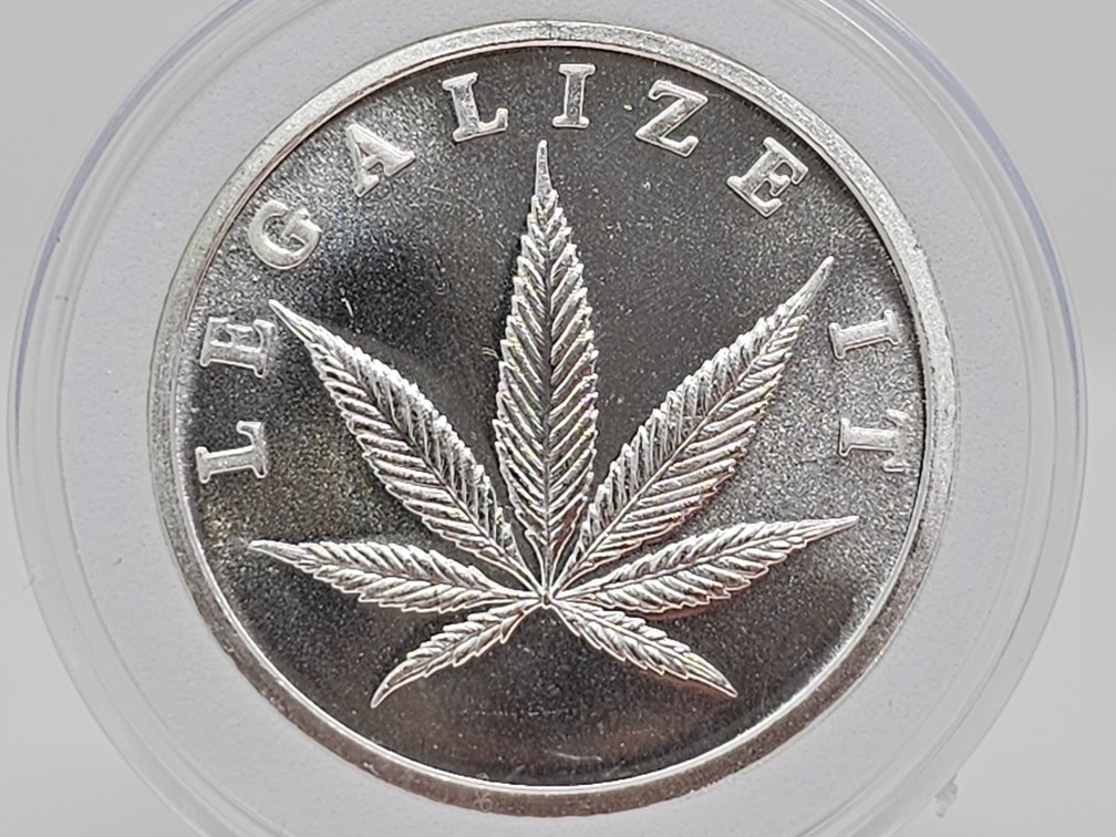 Legalize It - Patriot Coins - 1 Oz .999 Silver Round w/ Capsule 
