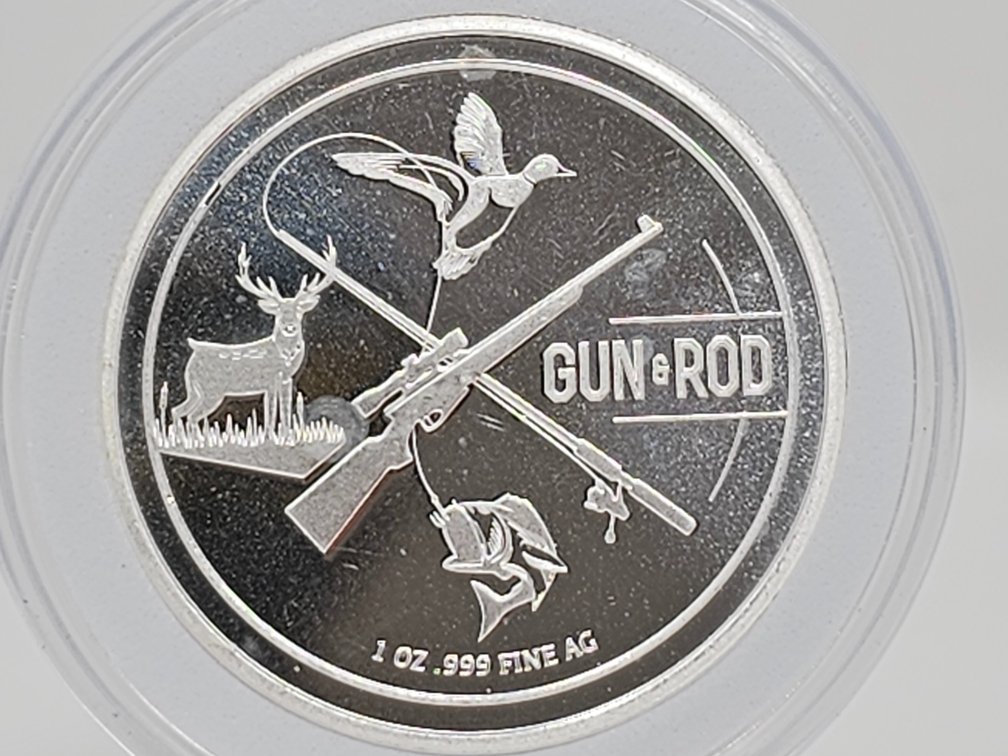 Gun & Rod 1 Oz .999 Silver Round w/ Capsule 