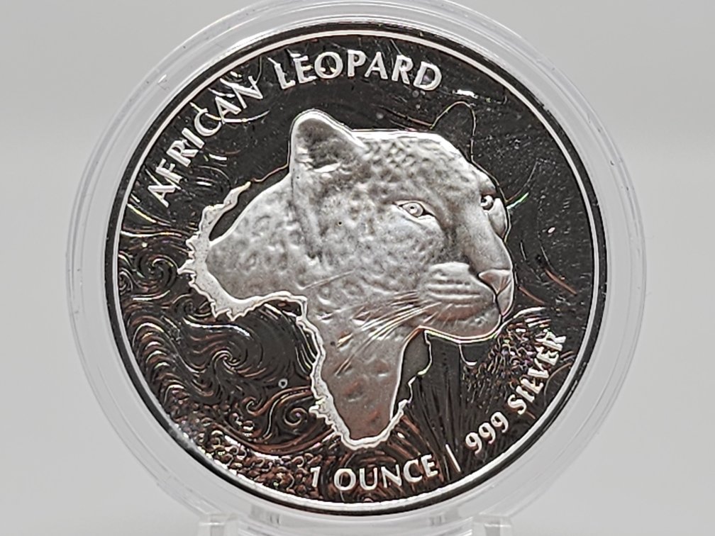 African Leopard - 2019 Elizabeth II - 1 Oz .999 Silver Round w/ Capsule 