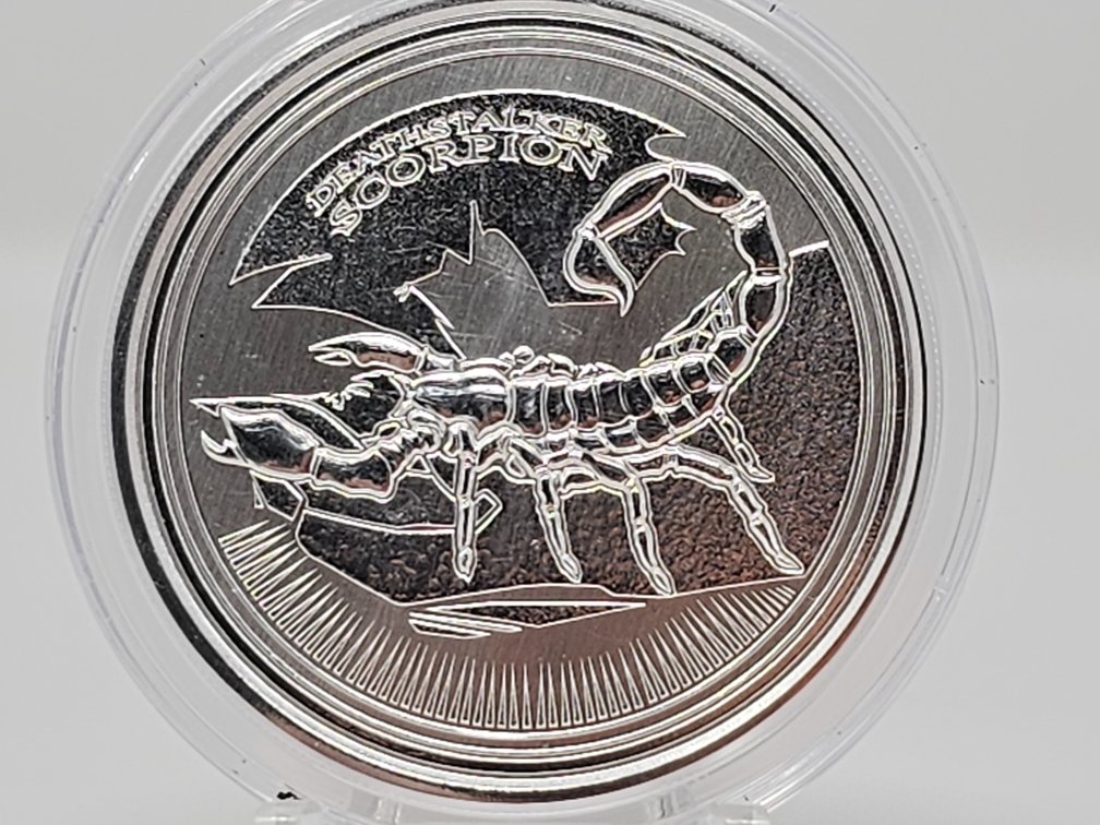 Death Stalker Scorpion - 2017 Republique Du Tchad - 1 Oz .999 Silver Round w/ Capsule 
