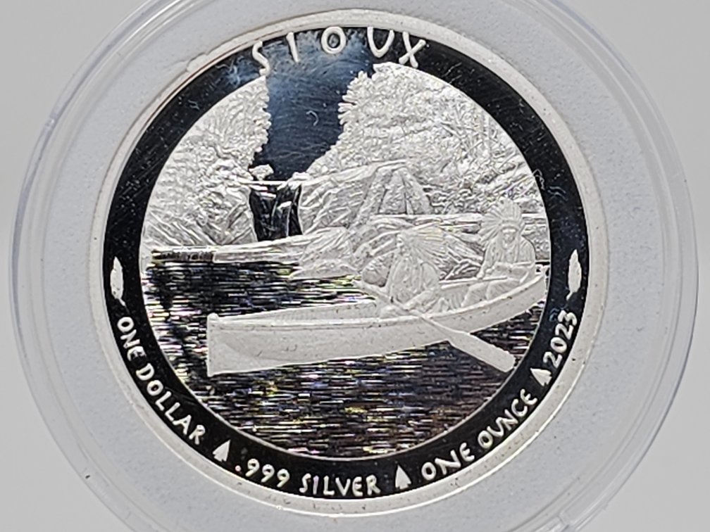 Sioux 2023 Sovereign Nation America 1 Oz .999 Silver Round w/ Capsule 