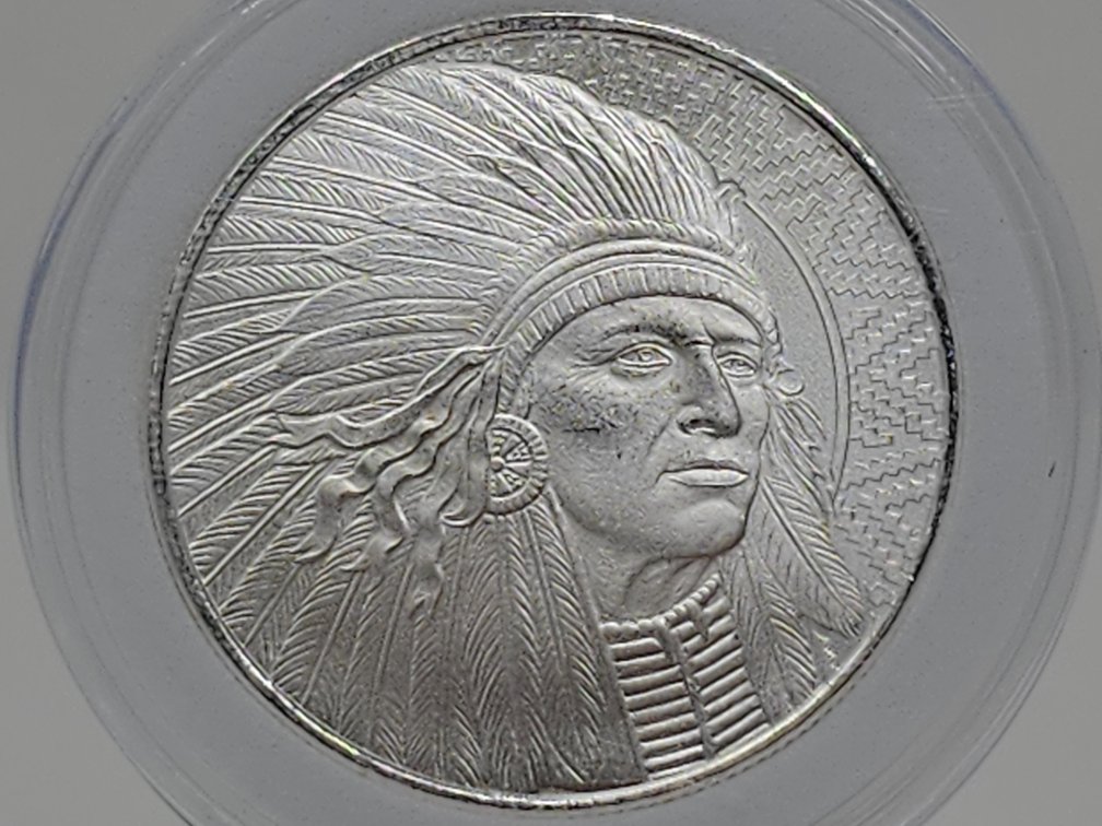 Indian / Buffalo 1 Oz .999 Silver Round w/ Capsule 