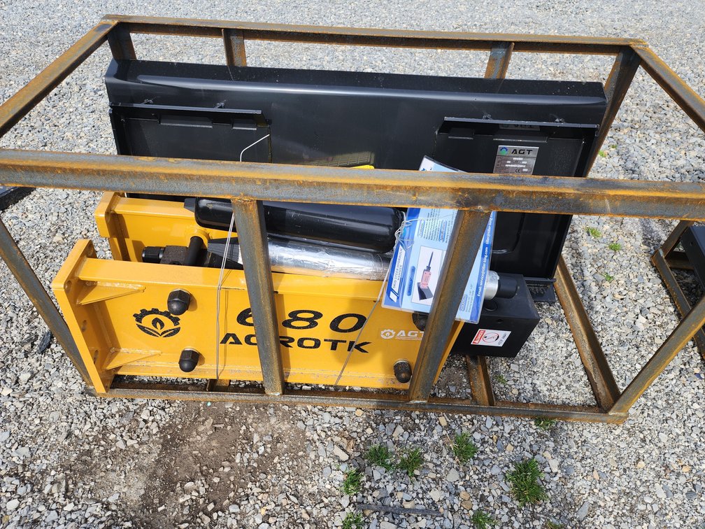 AGT Model 680 Front Mount Skid Steer Quick Attach Hydraulic Hammer 