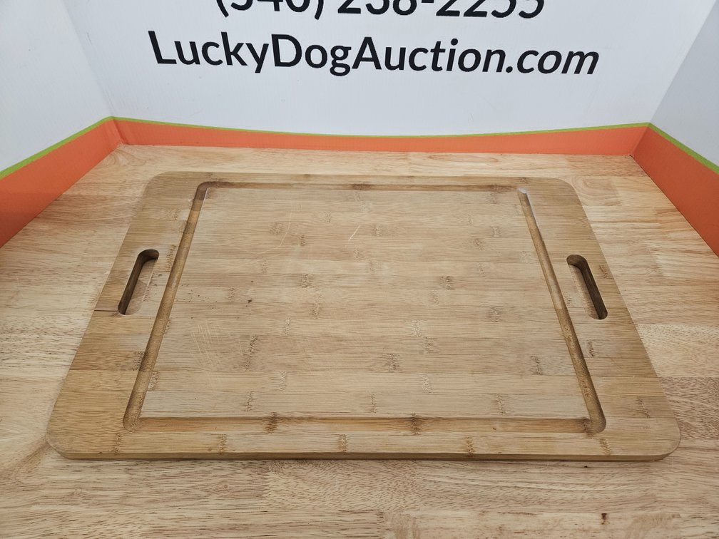Wooden Cutting Board - Measures 16"×24" 