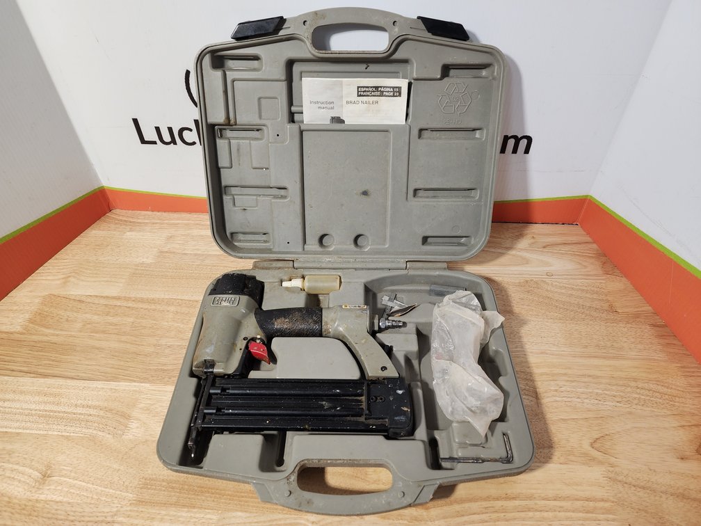 Porter Cable Brad Nailer W/Hard Case