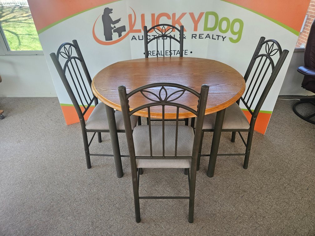 Kitchen Table - Measures 30" Tall × 42" Wide and Chairs