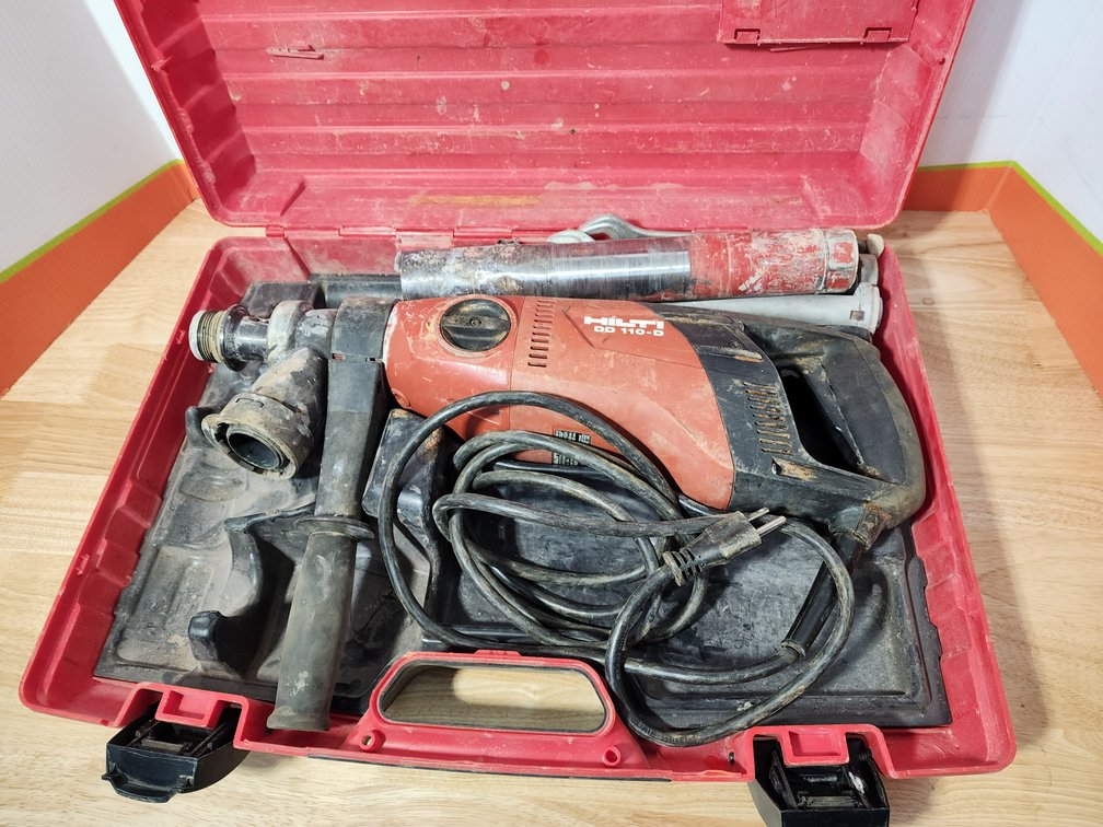 Hilti Dd 110 - D Core Drill W/ Hard Case