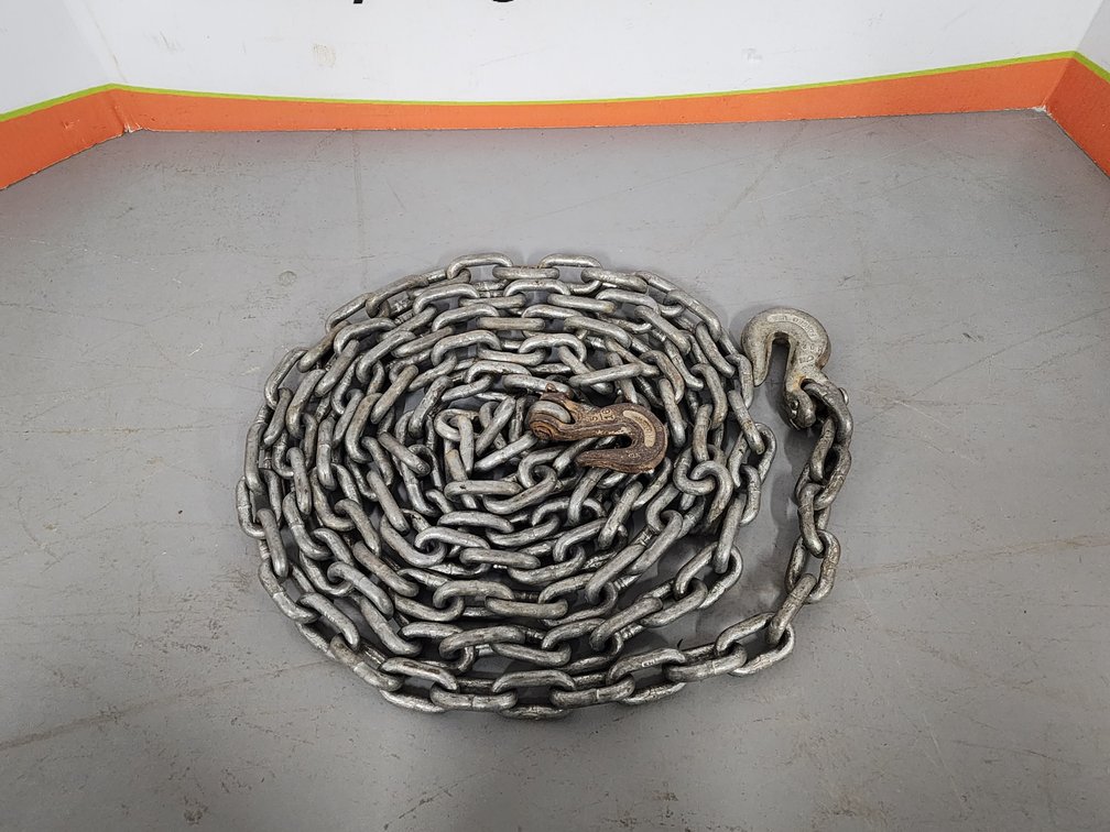 16' Chain W/Hooks 