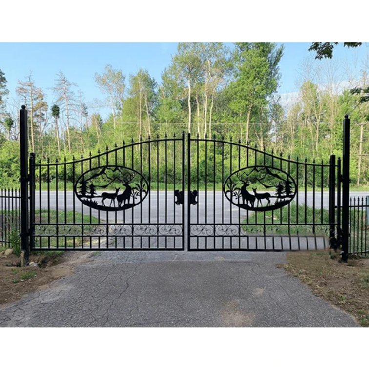 Great Bear 14' Bi-Parting Iron Gate (Deer) - Unused 