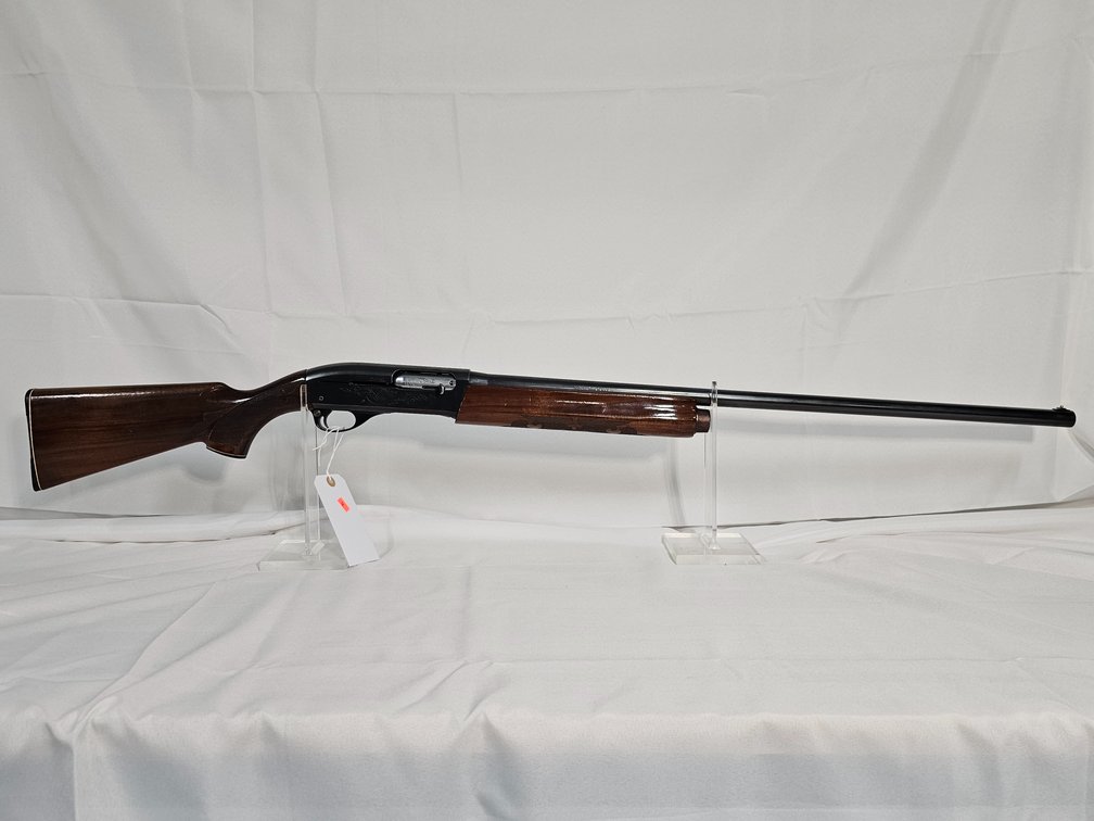Remington Model 1100 Shotgun- 12ga SN: M621379V