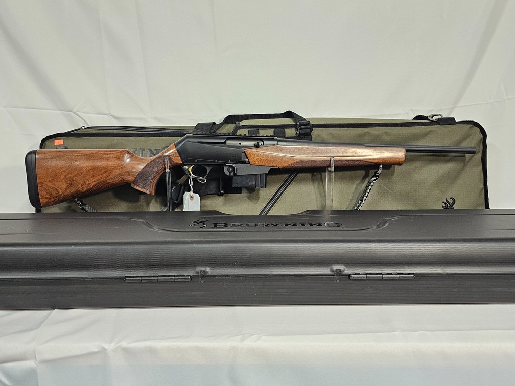 Browning BAR MK3 Carbine 308 - SN: PT23828YX311 w/ (2) Cases