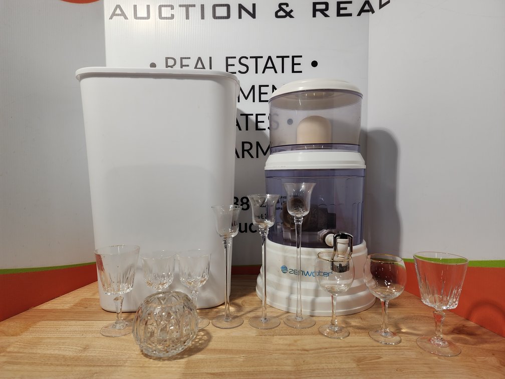 Zen  Water Filtration System - Trash Can - Glassware 