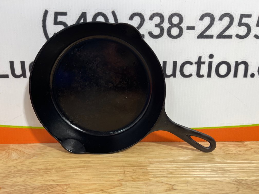 #6 - 8” Griswold Cast Iron Frying Pan