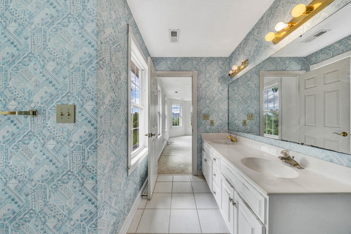 Image for 118 S Braemar Circle Real Estate Auction