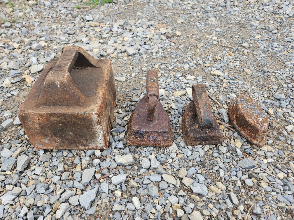 Dover 30lb. ? Weight and Sad Irons 