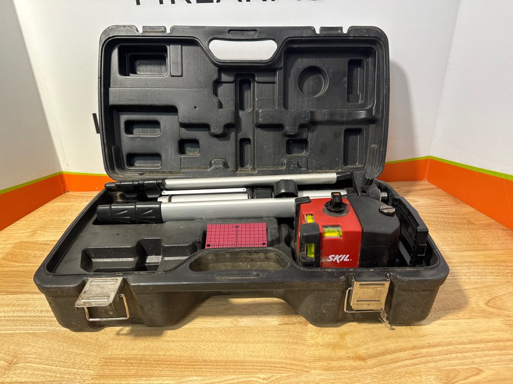 Skil Tools Rotary Laser Level W/Hard Case
