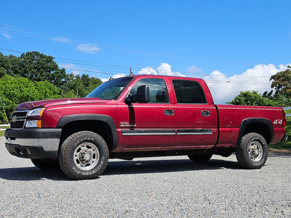 2006 Chevrolet Silverado 2500 4x4 Duramax Diesel - 224,498 Miles - AT - Recent Service - Clear Title - Runs/Drives - VIN # 1GCHK23276F126478