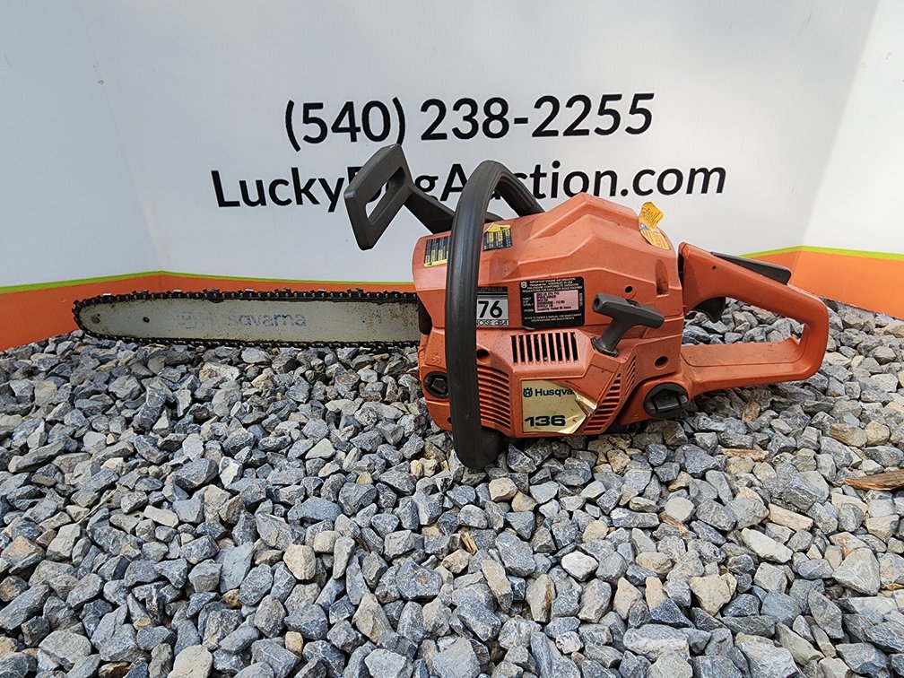 Husqvarna 136 Chainsaw (Good Compression)