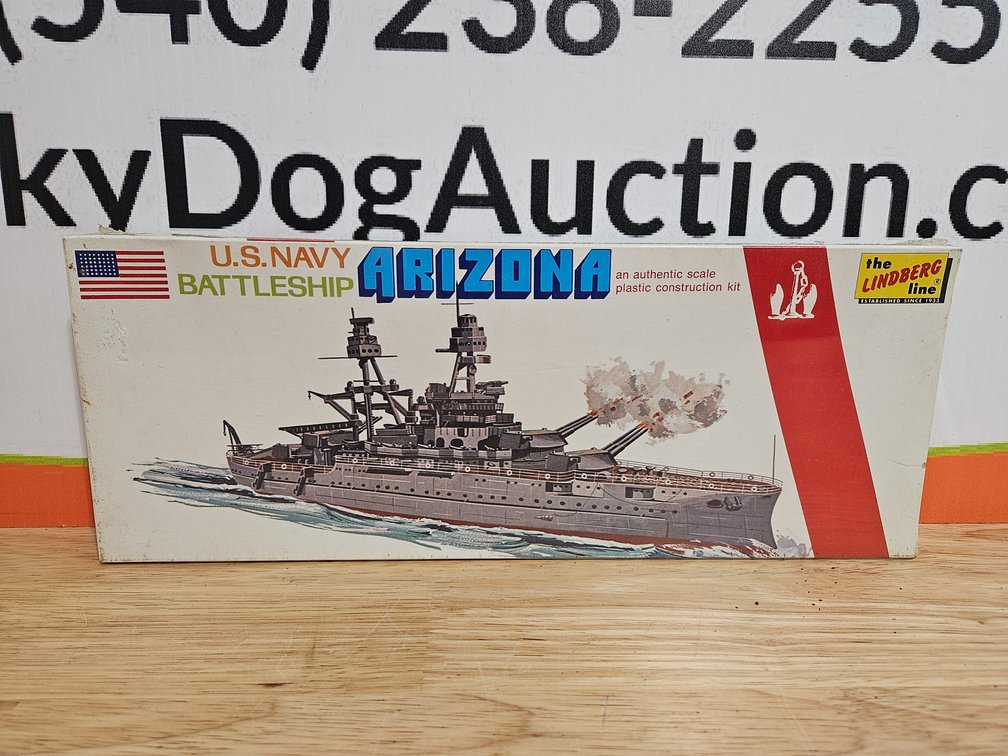 The Lindberg Line Arizona U.S. Navy Battleship Model Dated 1973 (Sealed)