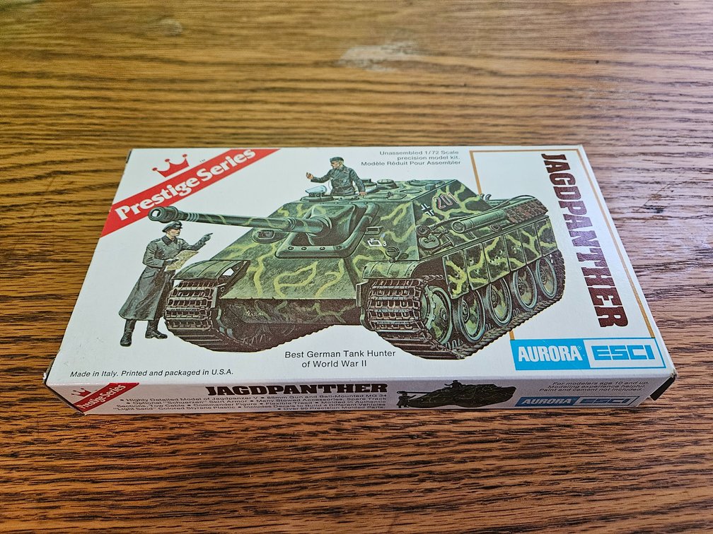 Aurora ESCI Prestige Series Jagdpanther Tank Model Dated 1977 