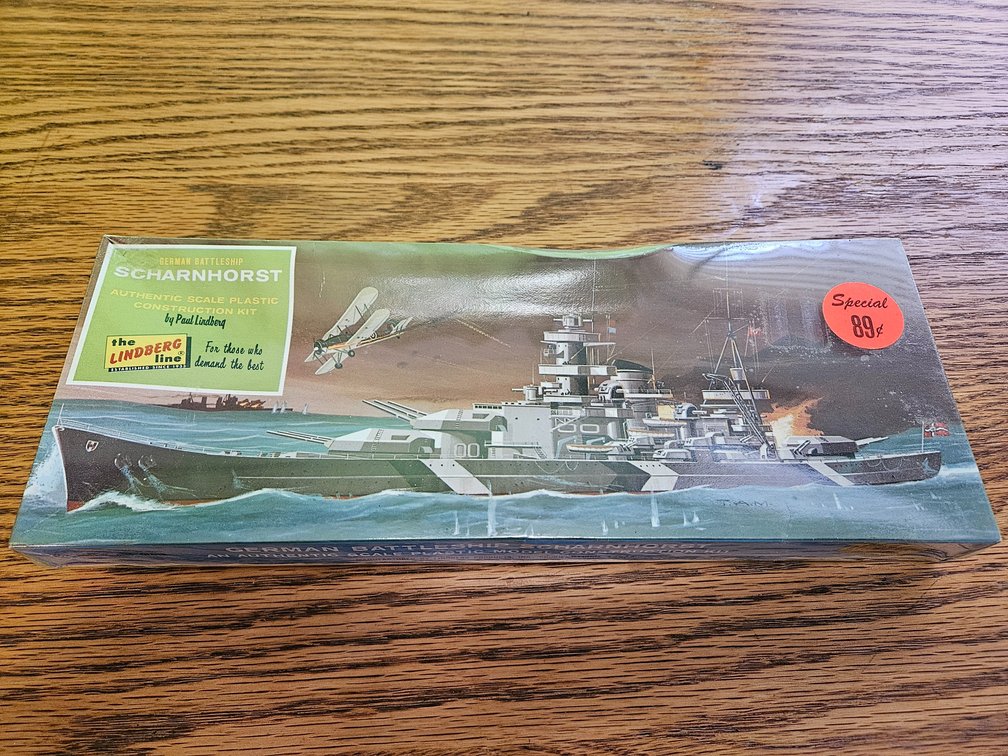 The Lindberg Line Scharnhorst German Battle Ship Model Dated 1967 (Sealed)