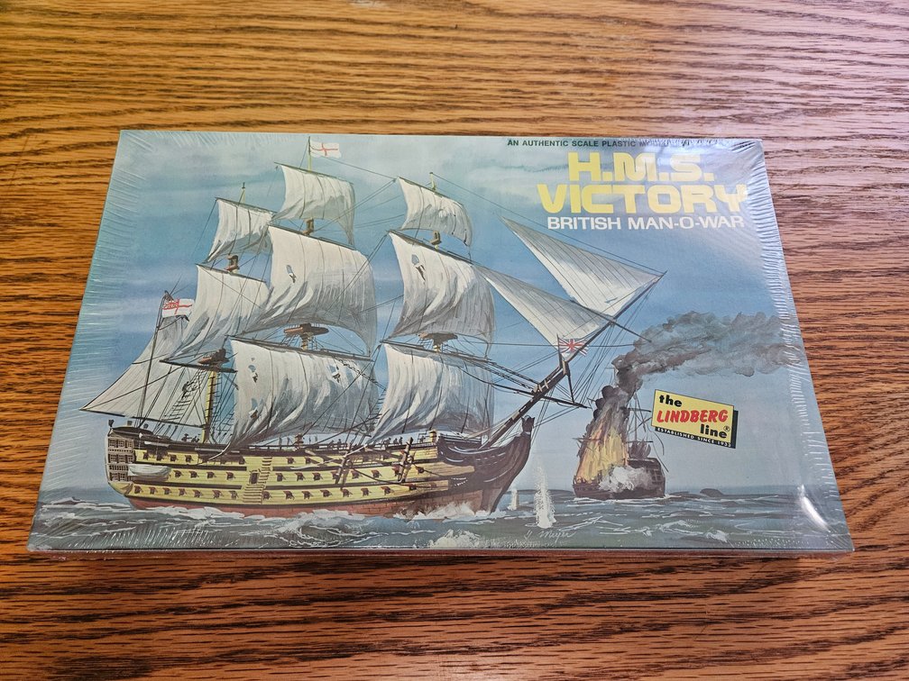 The Lindberg Line H.M.S. Victory British Man-O-War Ship Model Dated 1974 (Sealed)