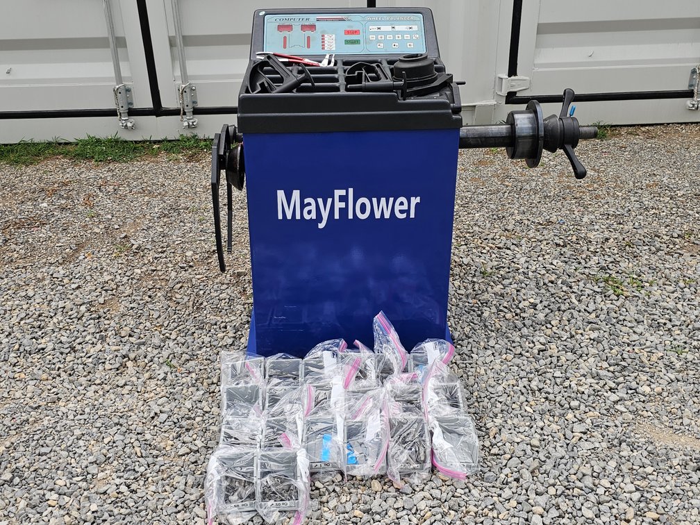 Mayflower Wheel Balancer 680 w/ Weights