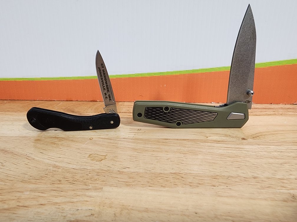Case USA - Gerber Pocket Knives  