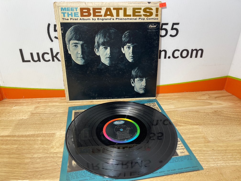 “Meet The Beatles!” - The First Beatles Album
