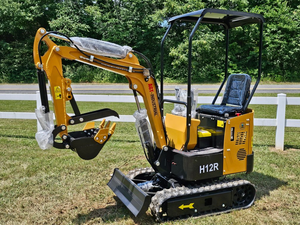 Unused AGT Industrial H12R Mini Excavator - SN# A2402096859