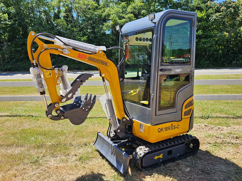 Unused AGT Industrial QK-18RXS-C Mini Excavator - Air Conditioned Cab 