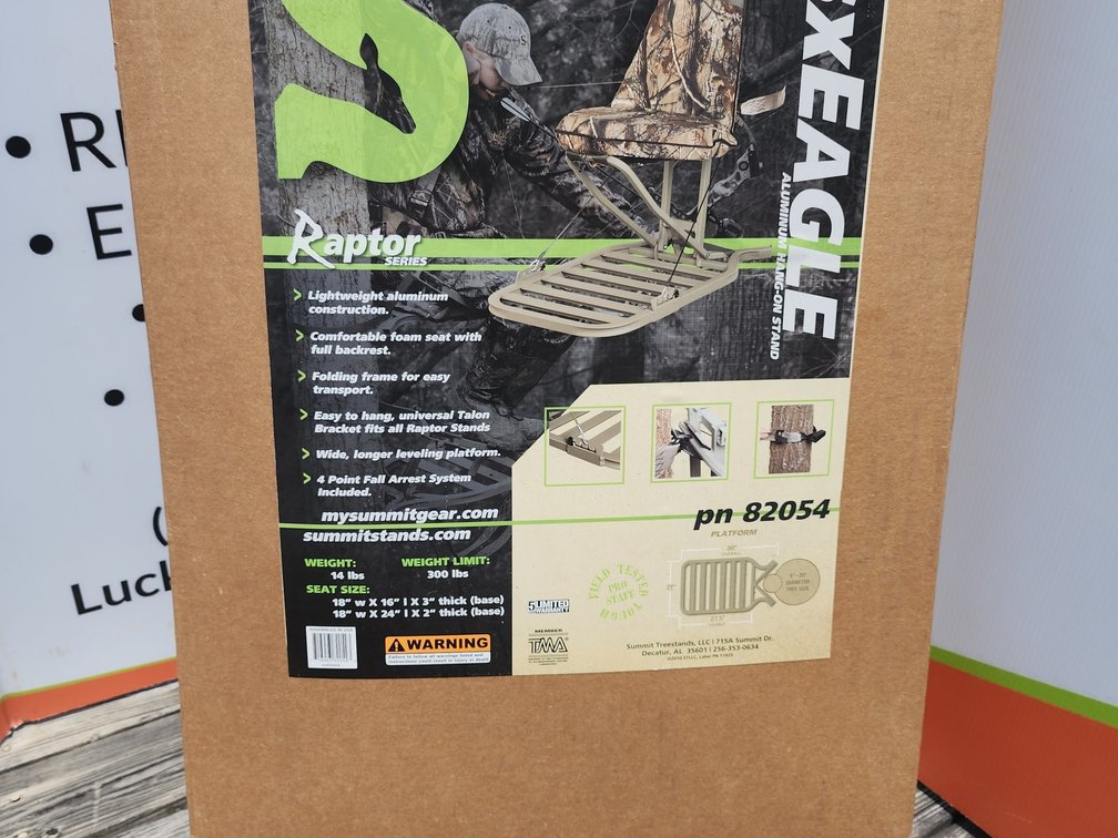 Summit TreeStand rsx Eagle Aluminum Hang On 