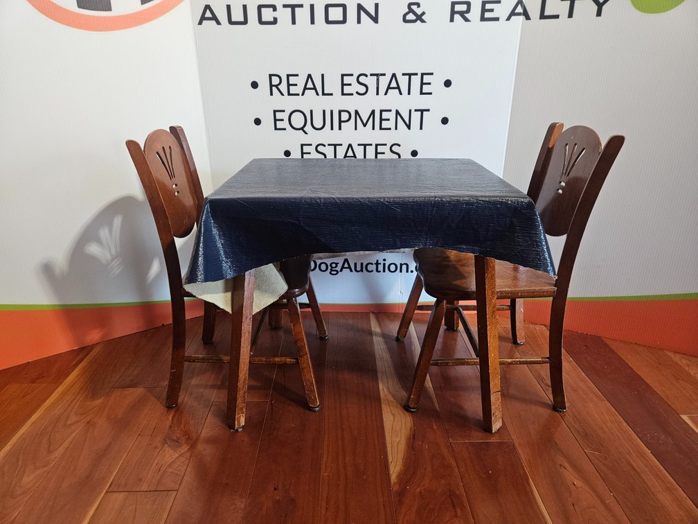 Vintage Wooden Children's Table and Chairs - Measures 19.5"×22"×17" - 22.5"×11.5"×11"