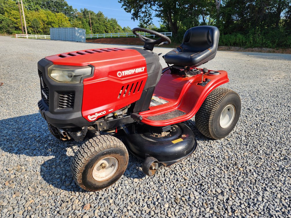 Troy-Built Bronco Auto 19HP Riding Lawn Mower 
